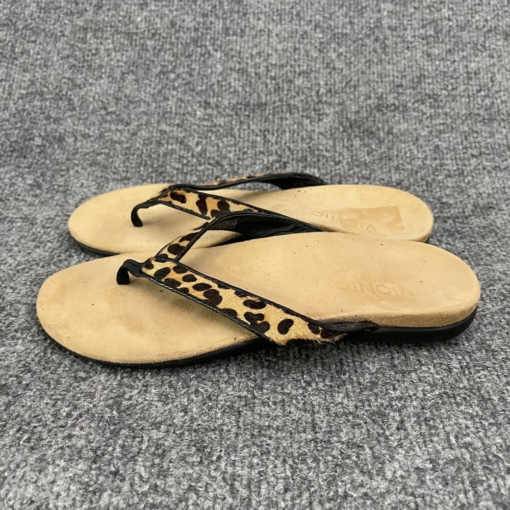Vionic 44 SELENA Sandals Womens Sz 6 Thong Flip Flops Cheetah TVW4038